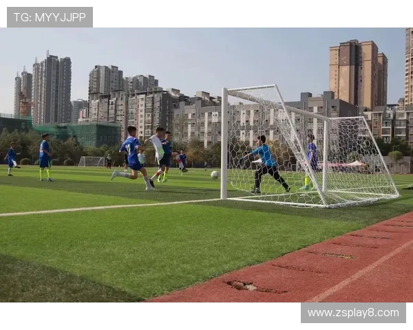 2025年决赛足球比赛精彩回顾与各大球队备战策略分析